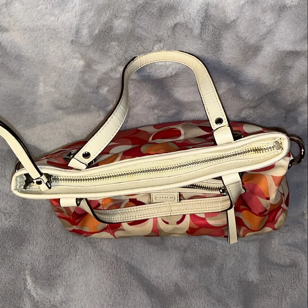 COACH F23970 Mia Daisy Kaleidoscope Purse - Image 12