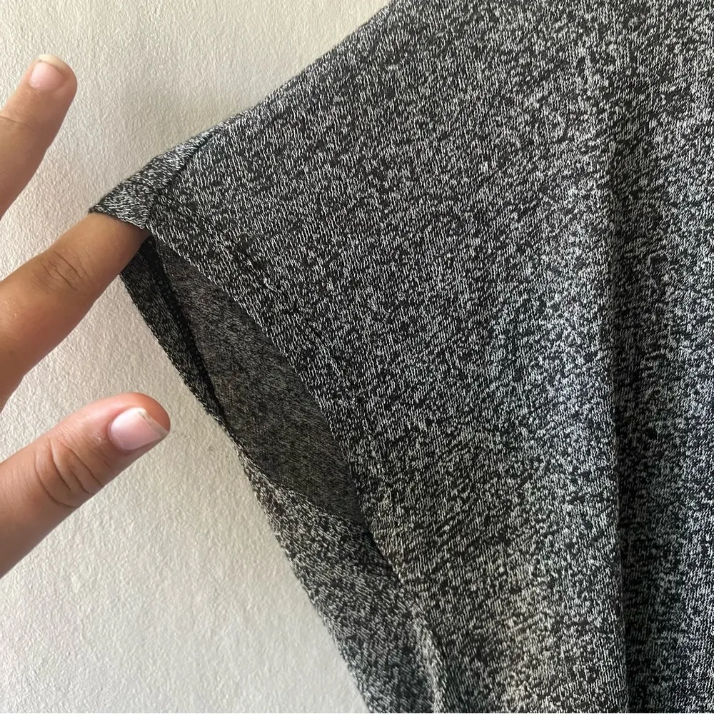 🛍️American Eagle Soft And Sexy Grey Heather T Shirt Size Medium - Image 4