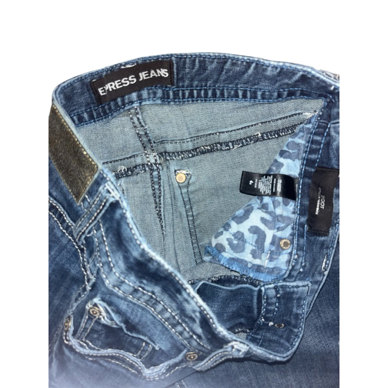 Express Jeans Dark Bootcut Size 4 Blue - Image 3