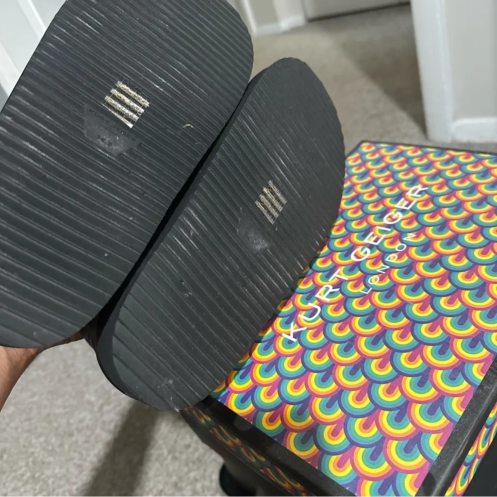 Kurt Geiger London Women's Orson Sandals - Image 15