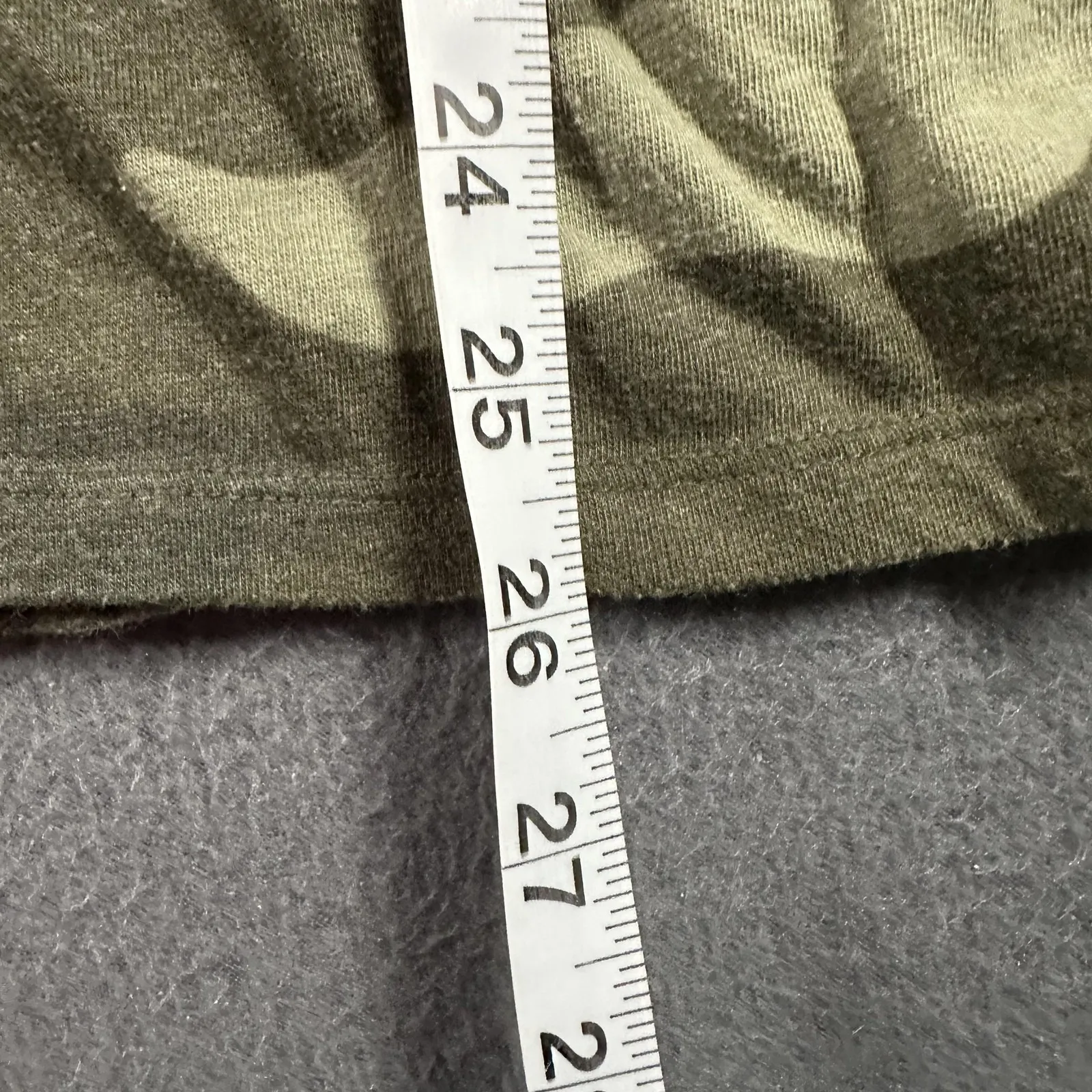 PINK Victorias Secret Shirt Womens Medium Camo V-Neck Short Sleeve Dog Logo - Image 11