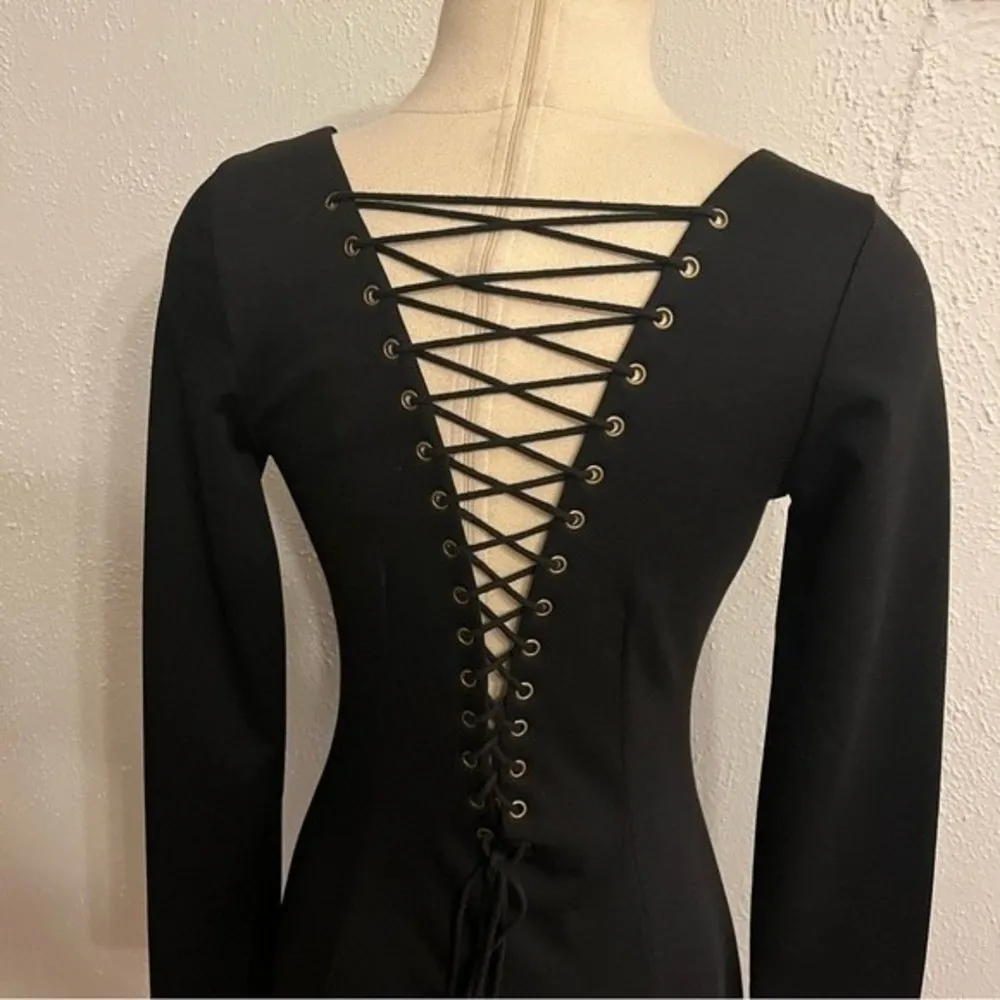 BB Dakota Black Long Sleeve Lace Up Back Dress Size Small - Image 4