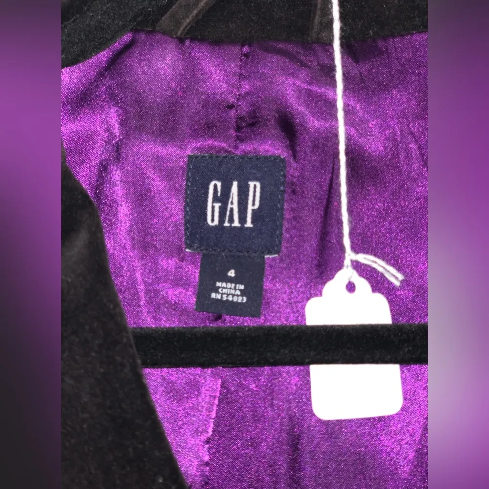 GAP Women's Black Velour Blazer.  Size-4 - Image 4