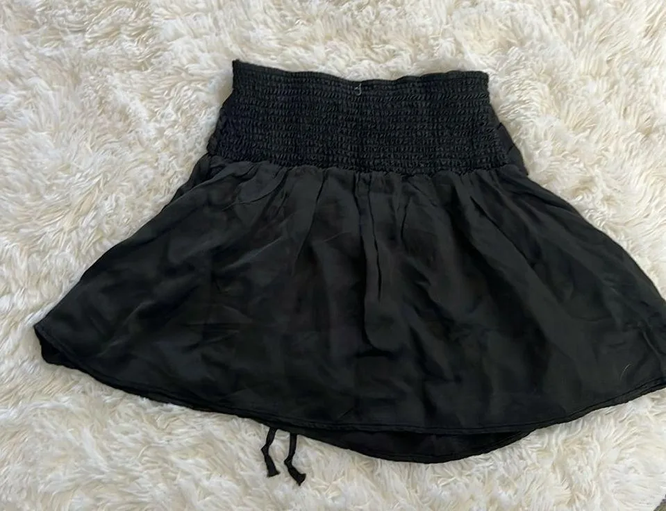 Uptown Mini Skirt Color Black Size S NWT - Image 6