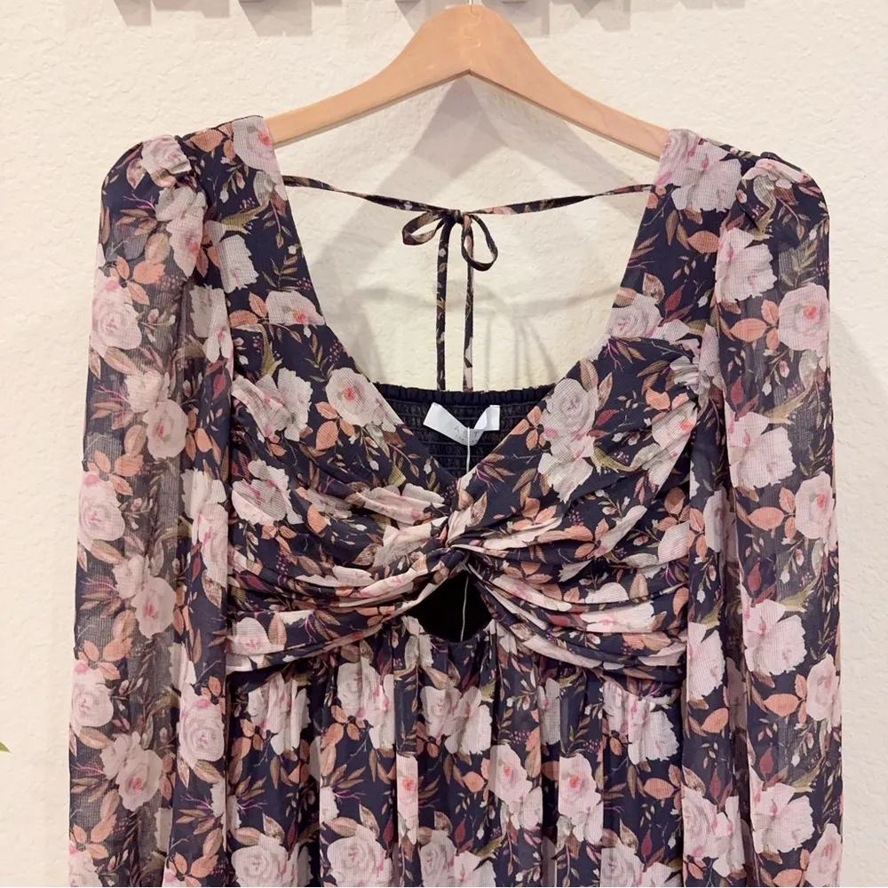 ASTR Alayna Twisted Knot Mini Dress in Black Floral Size Small NWT - Image 4