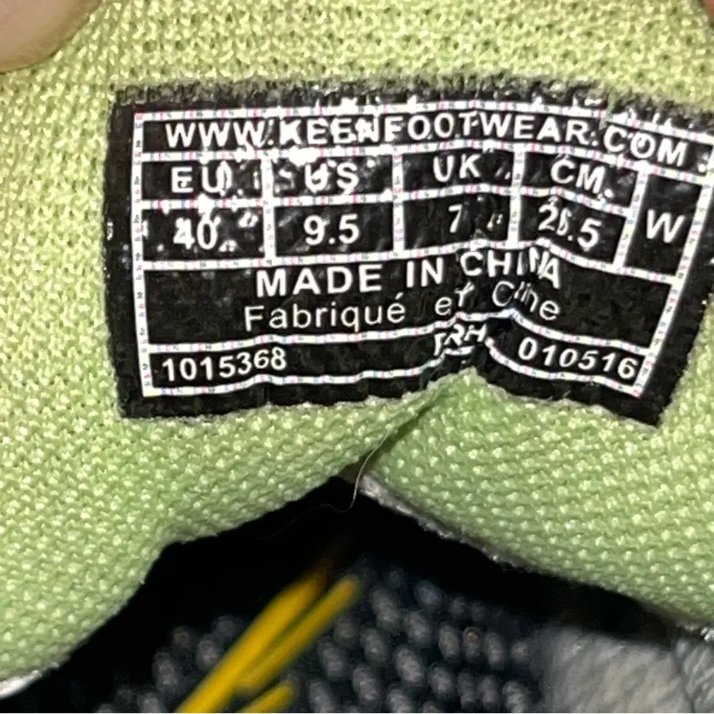 Keen Versatrail Low Waterproof Laceless Hiking Shoes Sneakers Women’s size 9.5 - Image 9