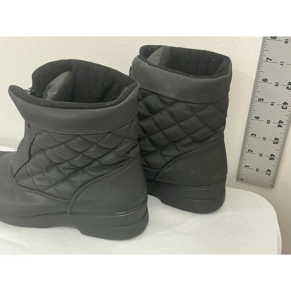 Womans Weathermates Julia Size 7 M Black Quilted Lined Zip Up Ankle Snow Boots - Image 5