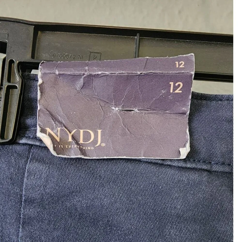 NYDJ Relaxed Bermuda Shorts Oxford Navy 12 NEW - Image 9