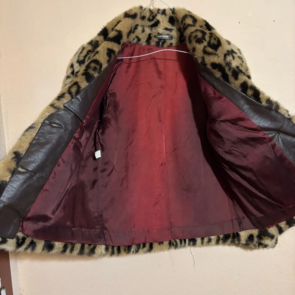 Vintage Made in the U.S.A. Animal Print Faux Fur Jacket! Black Size undefined - Image 3