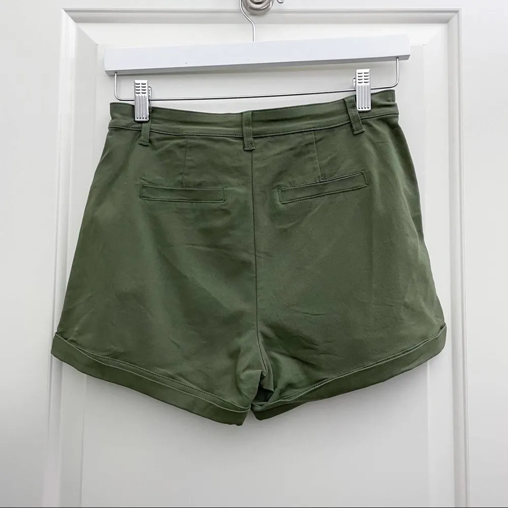 Active USA Olive Green Shorts - Image 6