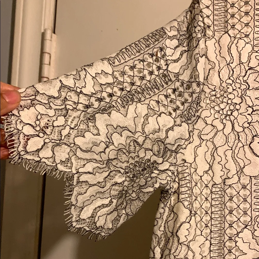 Socialite White‎ Floral Lace Midi Dress - Image 6