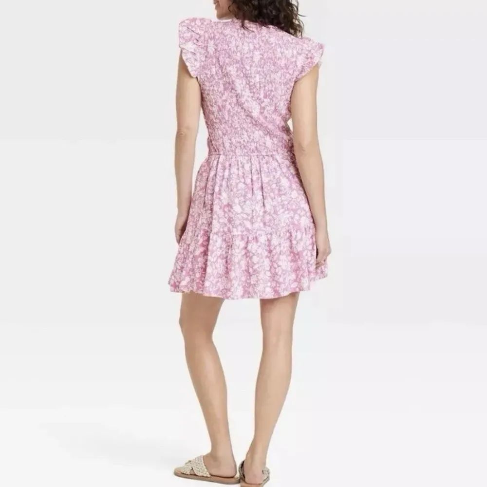 Universal Thread Women's Pink Floral Smocked Mini Dress (702) - Image 3