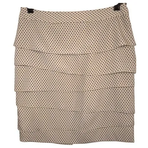 WHITE HOUSE BLACK MARKET Light Tan With Black Polka Dot Tiered Skirt NWOT Size 2 - Image 2