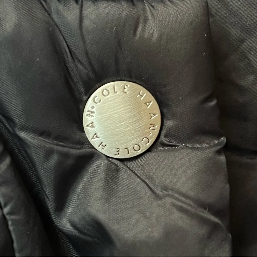 Cole Haan Lightweight Down Hooded Jacket Black Size Medium - Image 3