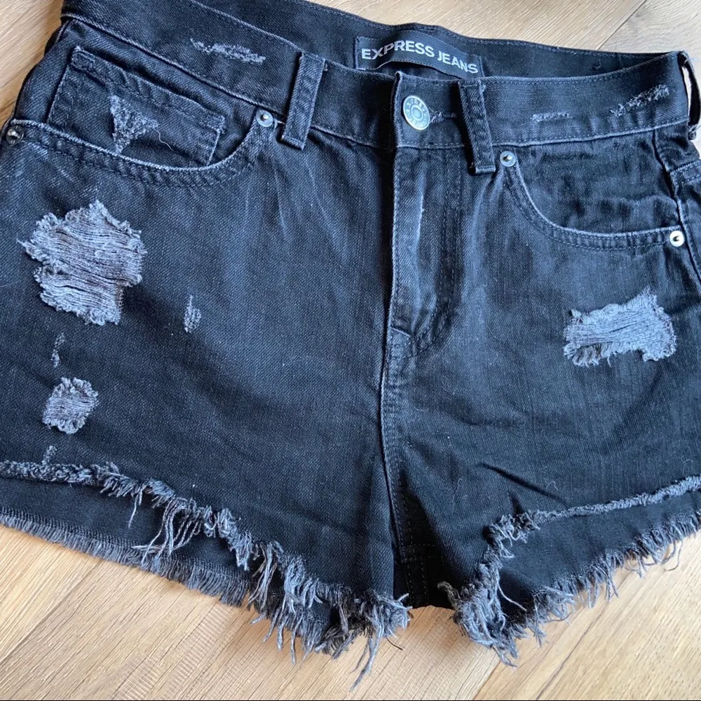 Express high rise black distressed shorts - Image 3