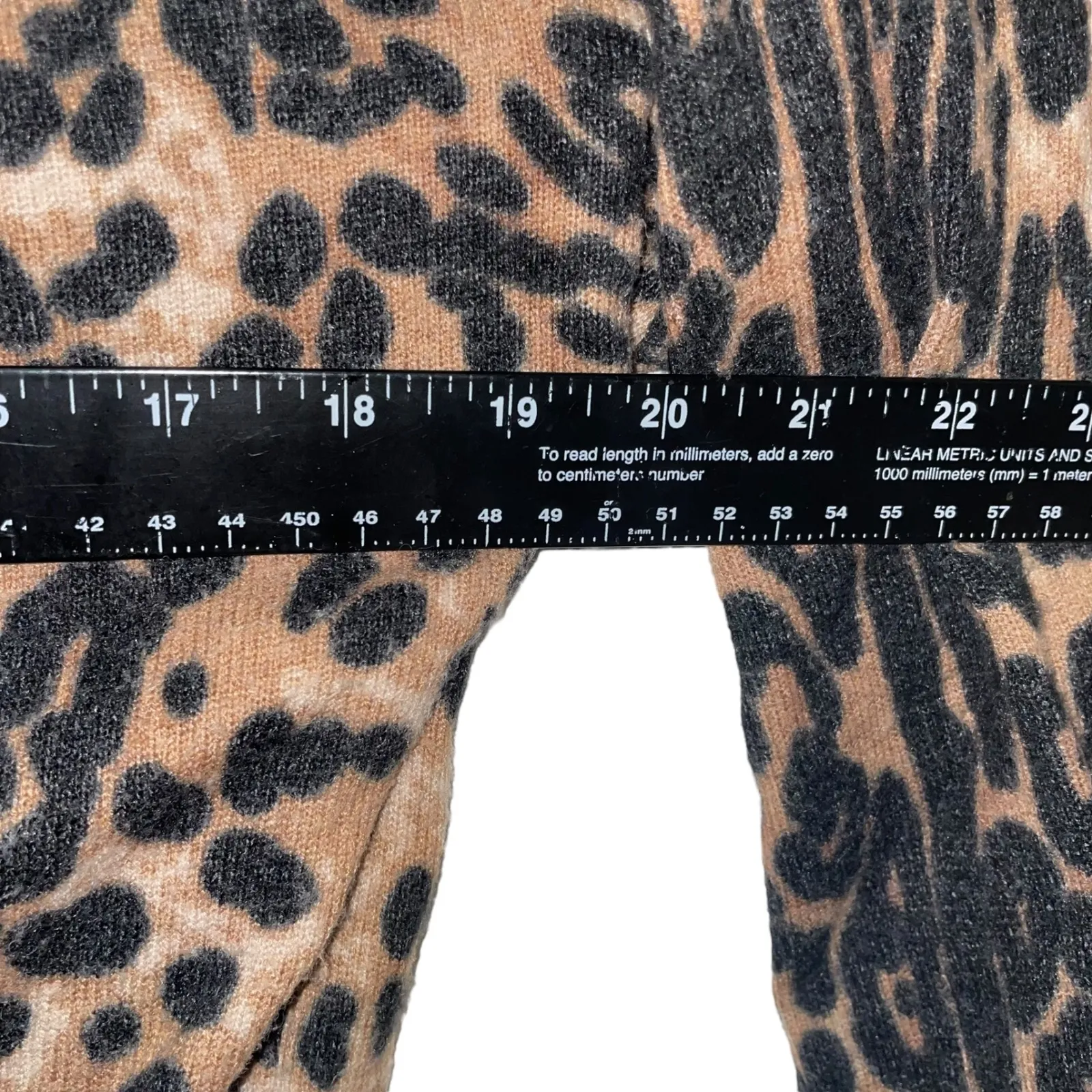 Gimmicks BKE Leopard Print Cowl Neck Dolman Sleeve Top Herringbone Trim XS‎ - Image 4
