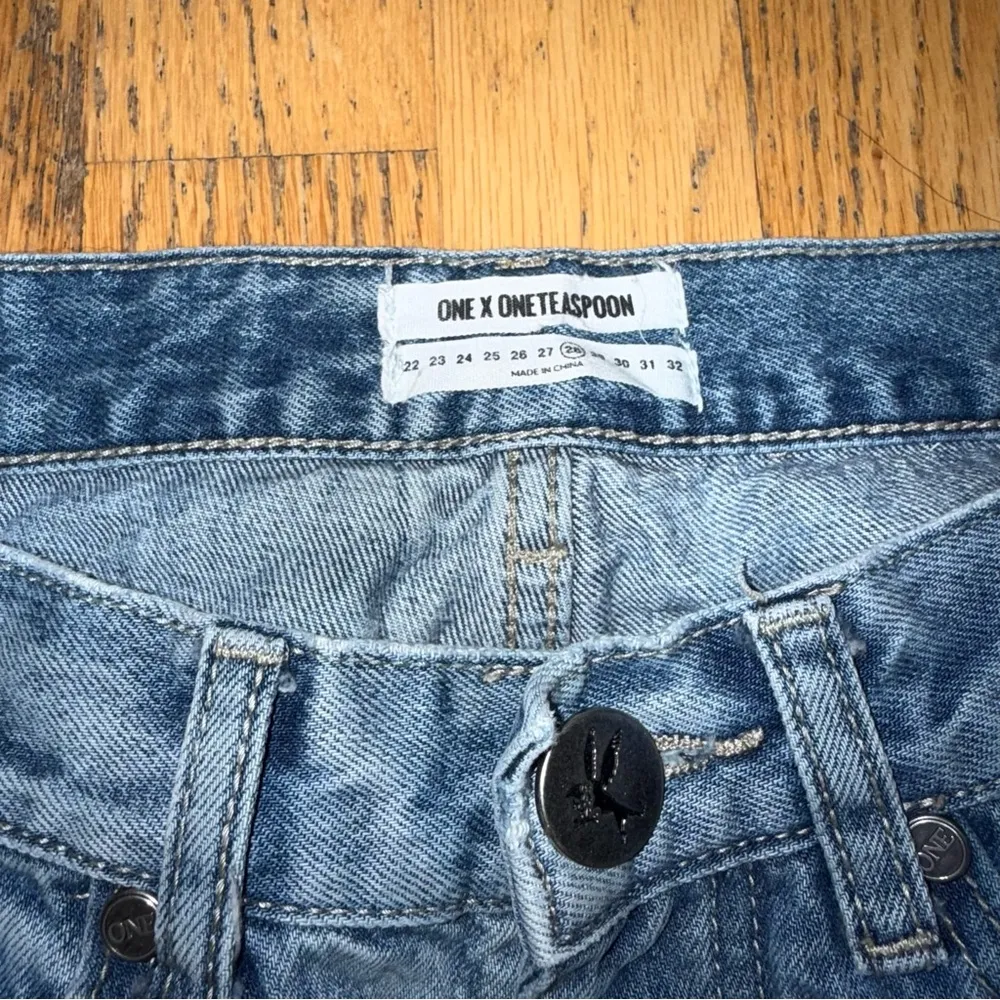 ONE TEASPOON Colorblock Cropped Denim Jeans size 28 - Image 2