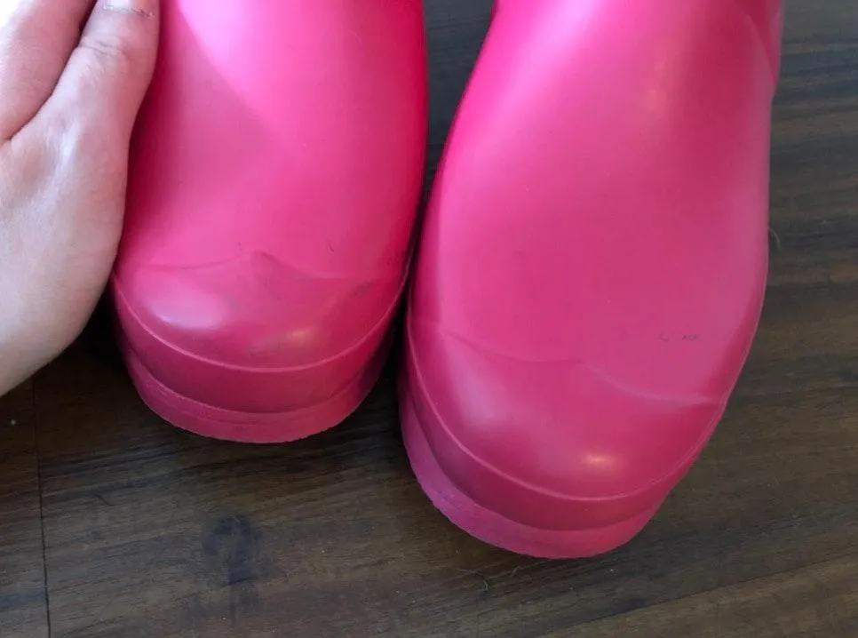 Hunter Hot Pink Rain Boots - Image 4