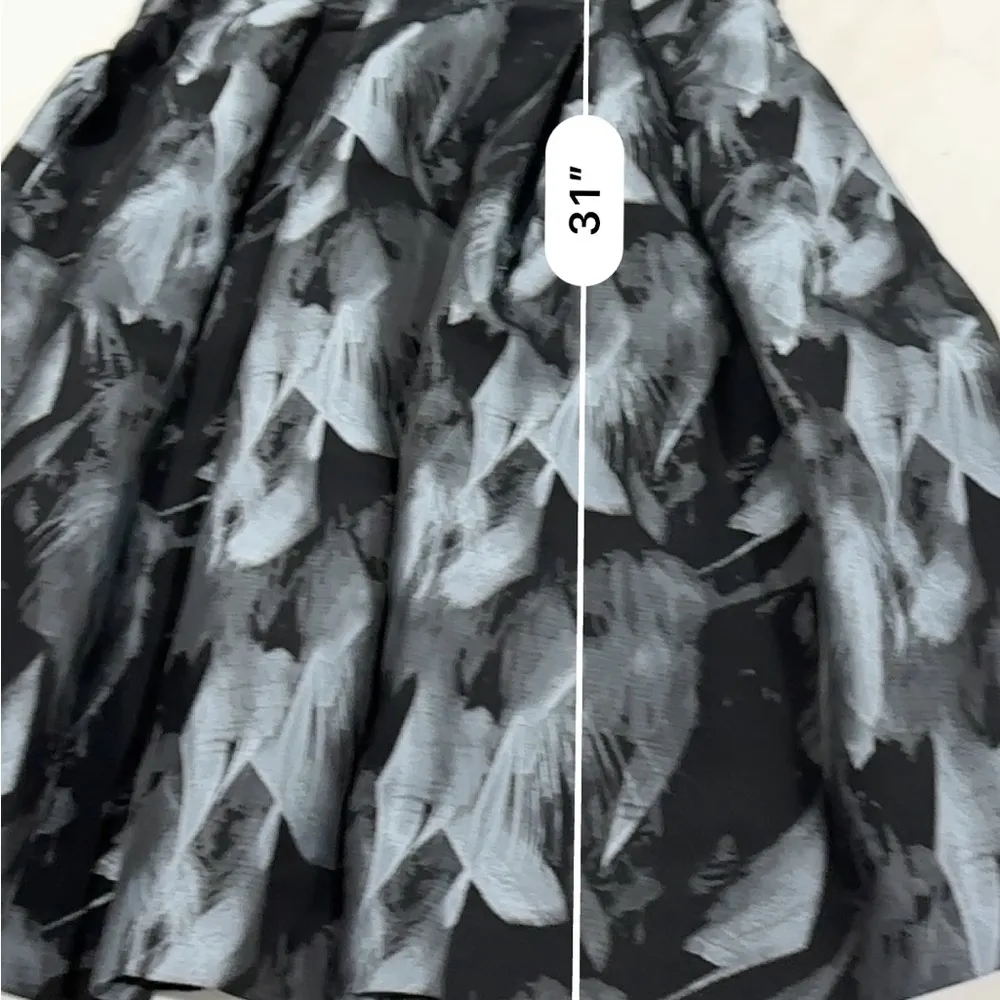 WHBM Strapless Feather Print black and white Dress size 4 - Image 8