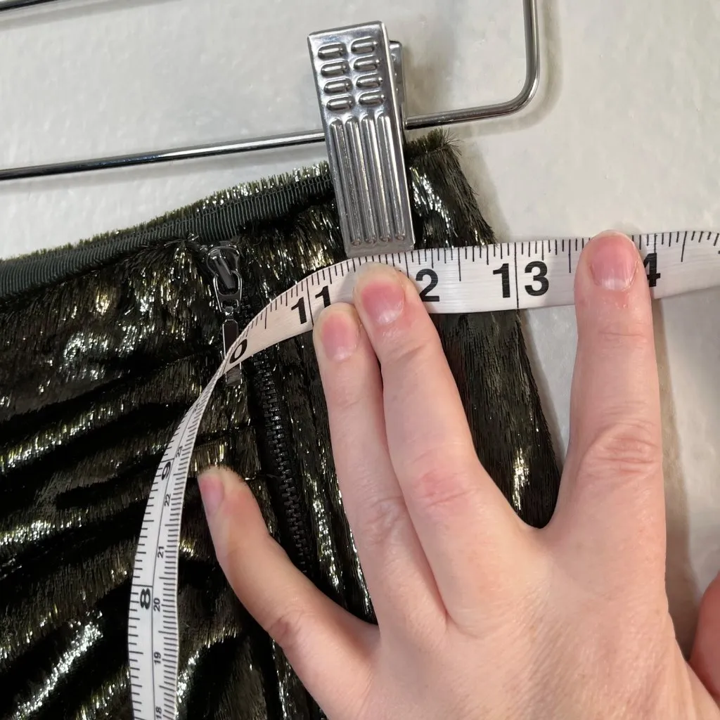 Reiss Leena Metallic Olive Tensile Mini Side Zip Holiday Skirt Size 4 - Image 5