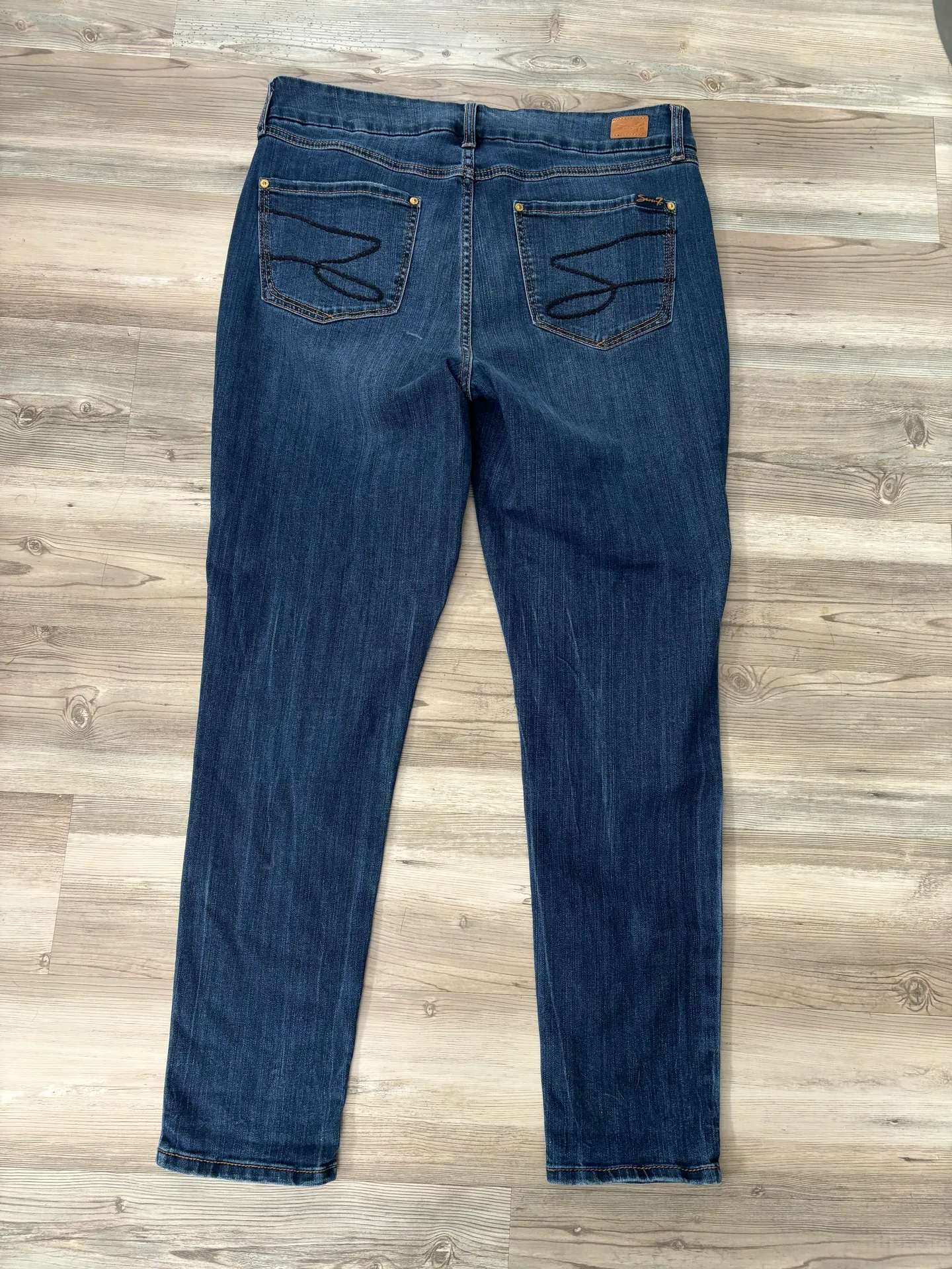 Seven 7 Tummyless Highrise Skinny Jeans size 14, inseam is 29 - Image 2