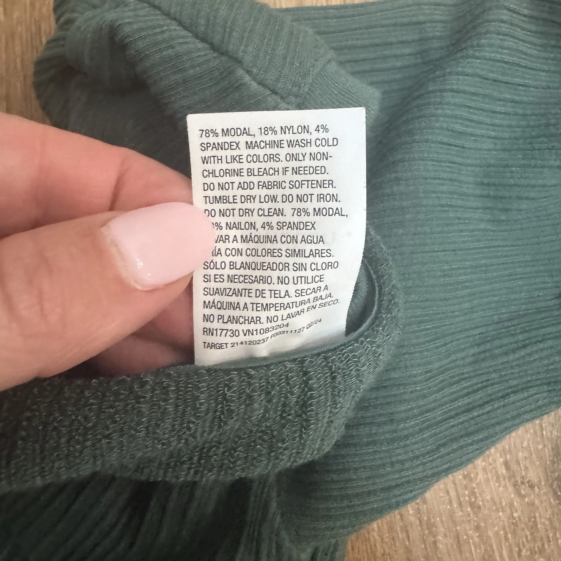 All In Motion Top Size M Dark Green Ribbed Cropped Long Sleeve Athleisure Casual - Image 4