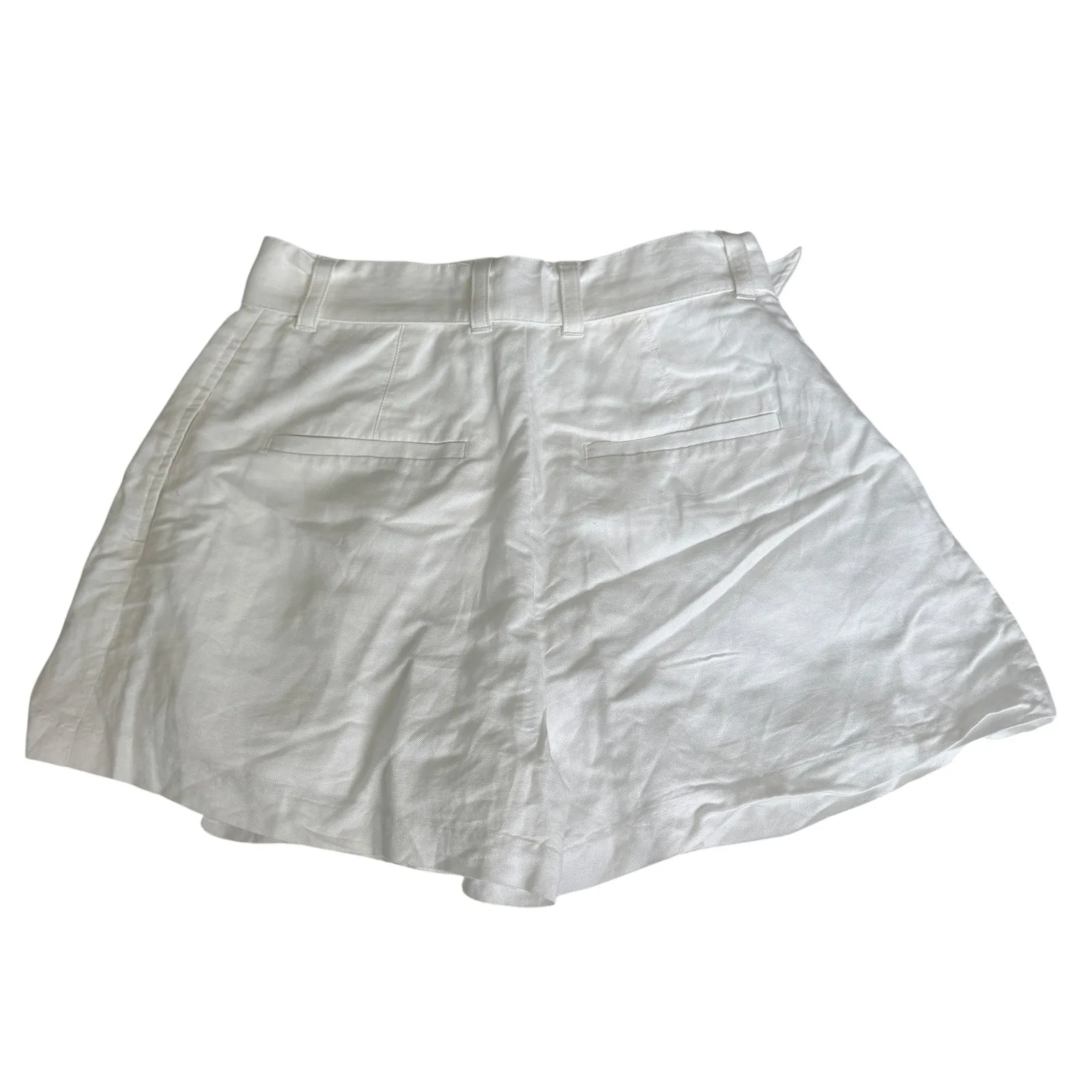 Club Monaco Belted White Shorts - Image 4