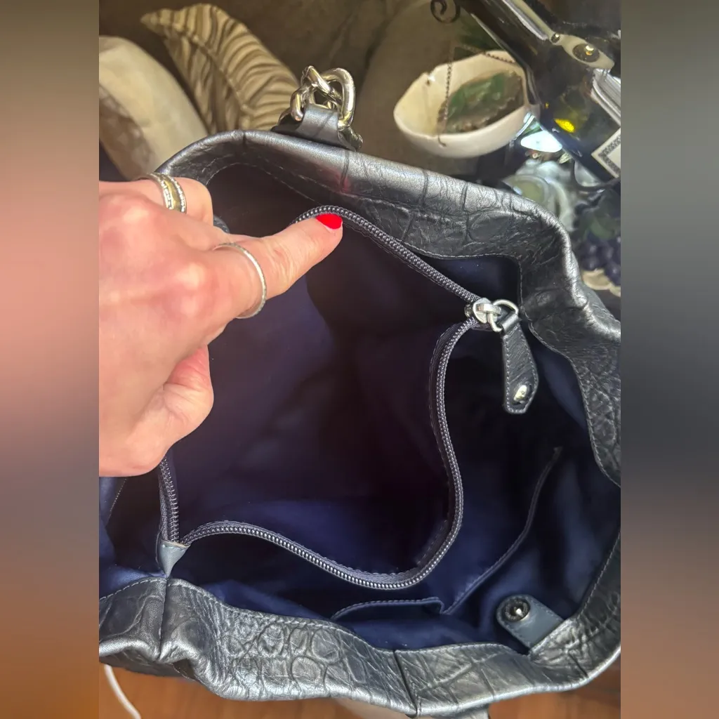 AUTHENTIC Coach 1941  Croc-Embossed Leather zip Tote - Image 12