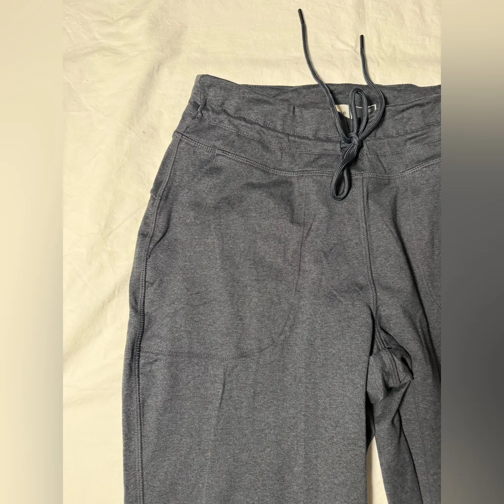Lolë Charcoal Grey Athletic Joggers Small - Image 7