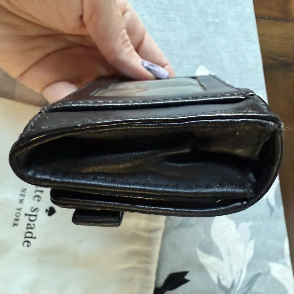 Kate spade black leather small compact wallet with bow detail - Image 5