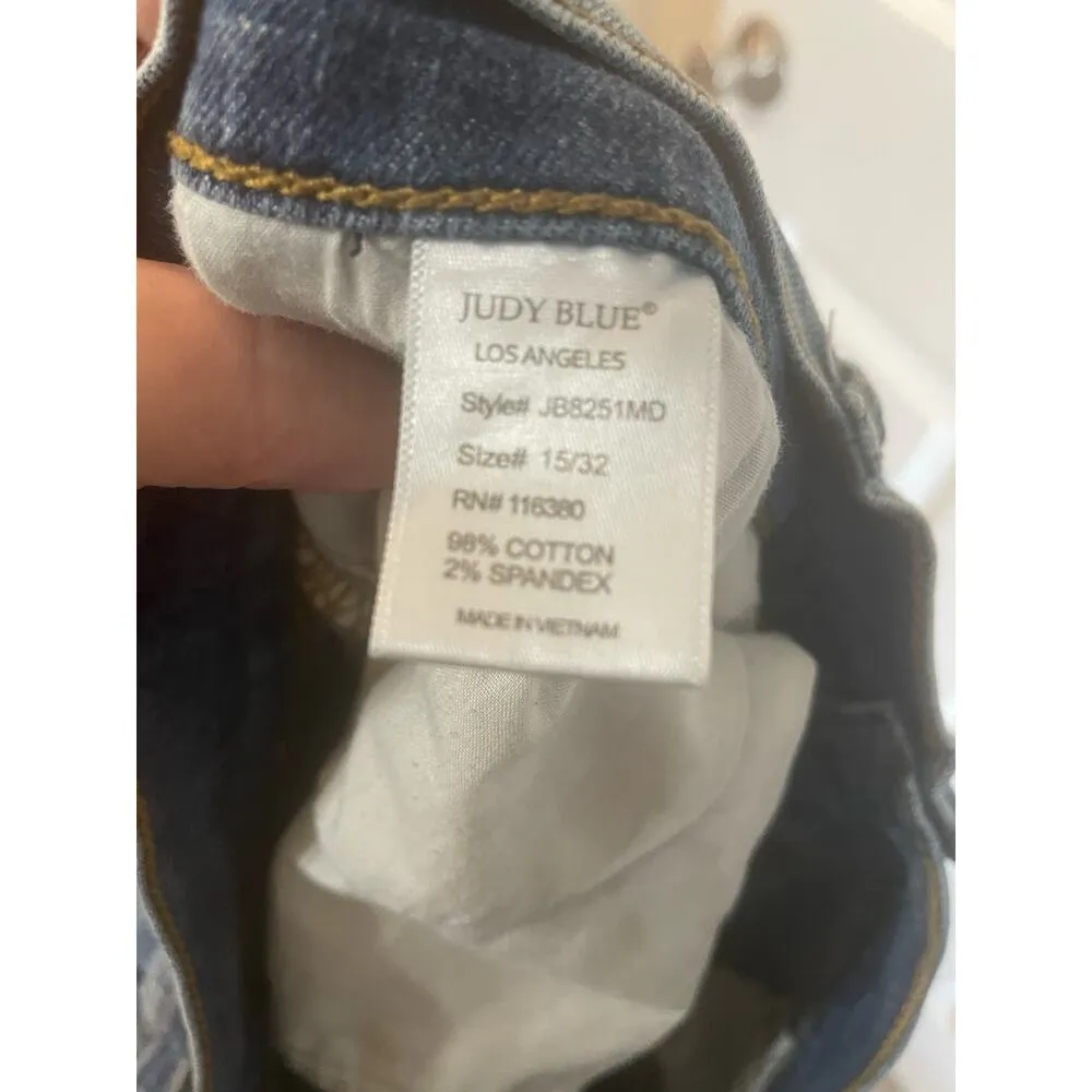 Judy Blue distressed jeans - Image 6