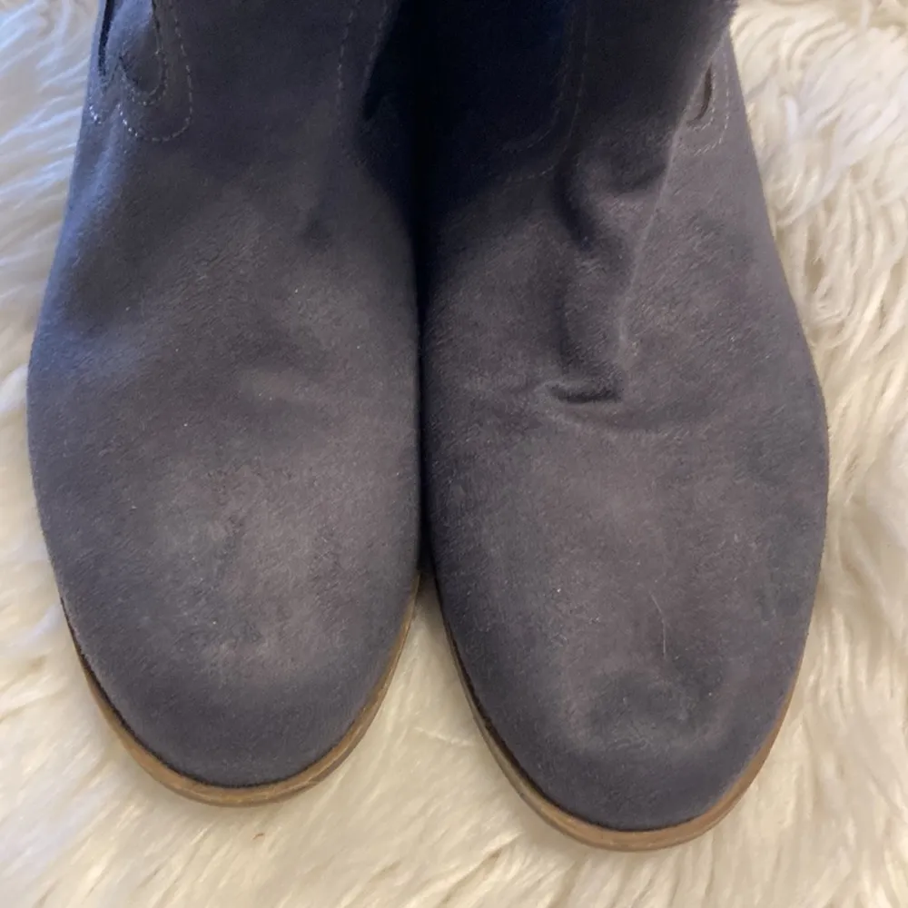 Boots long 16” color bluish/gray excellent condition see pictures size 8.5 - Image 4
