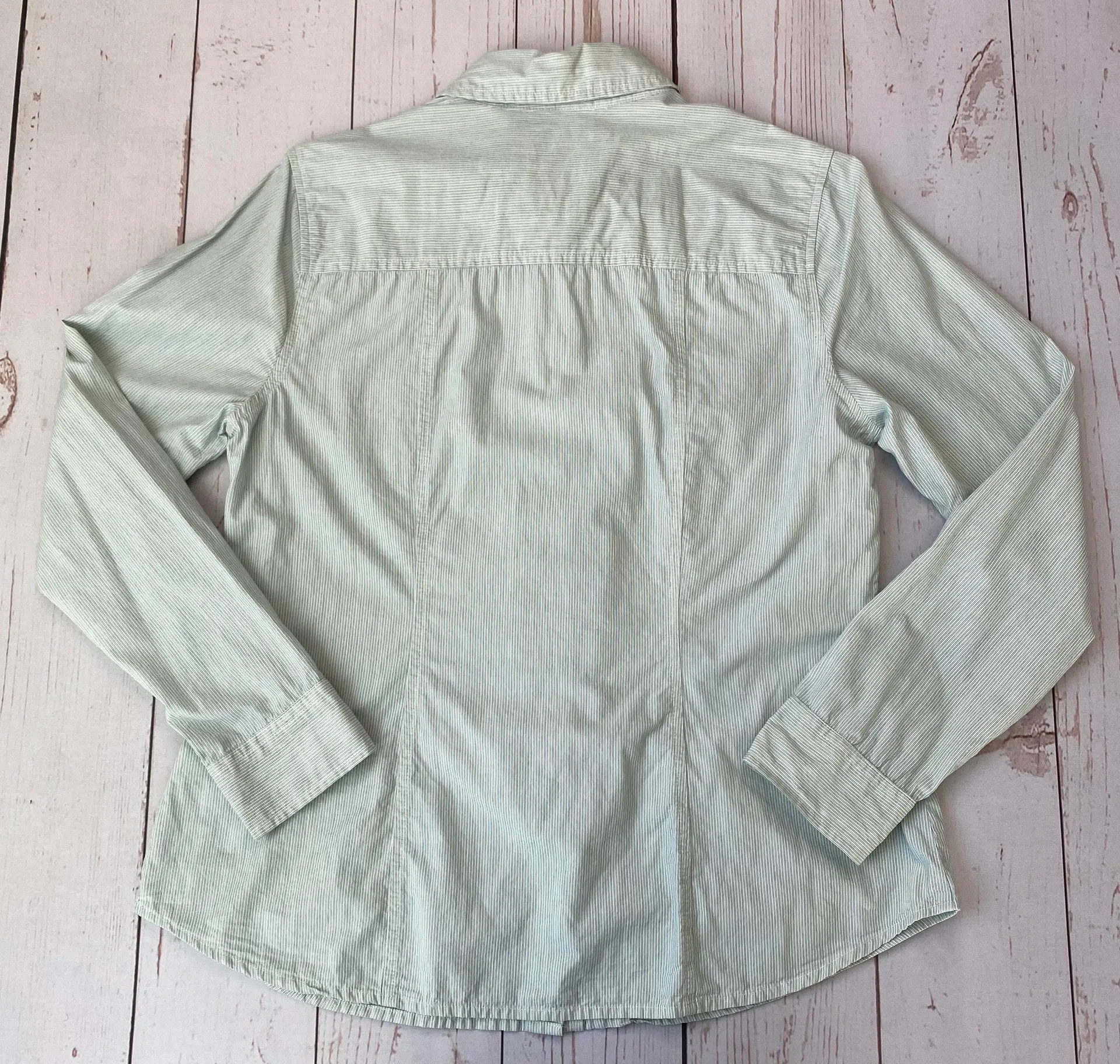 Sonoma - Women’s 100% Cotton Button Down - Size Medium.  - Image 2