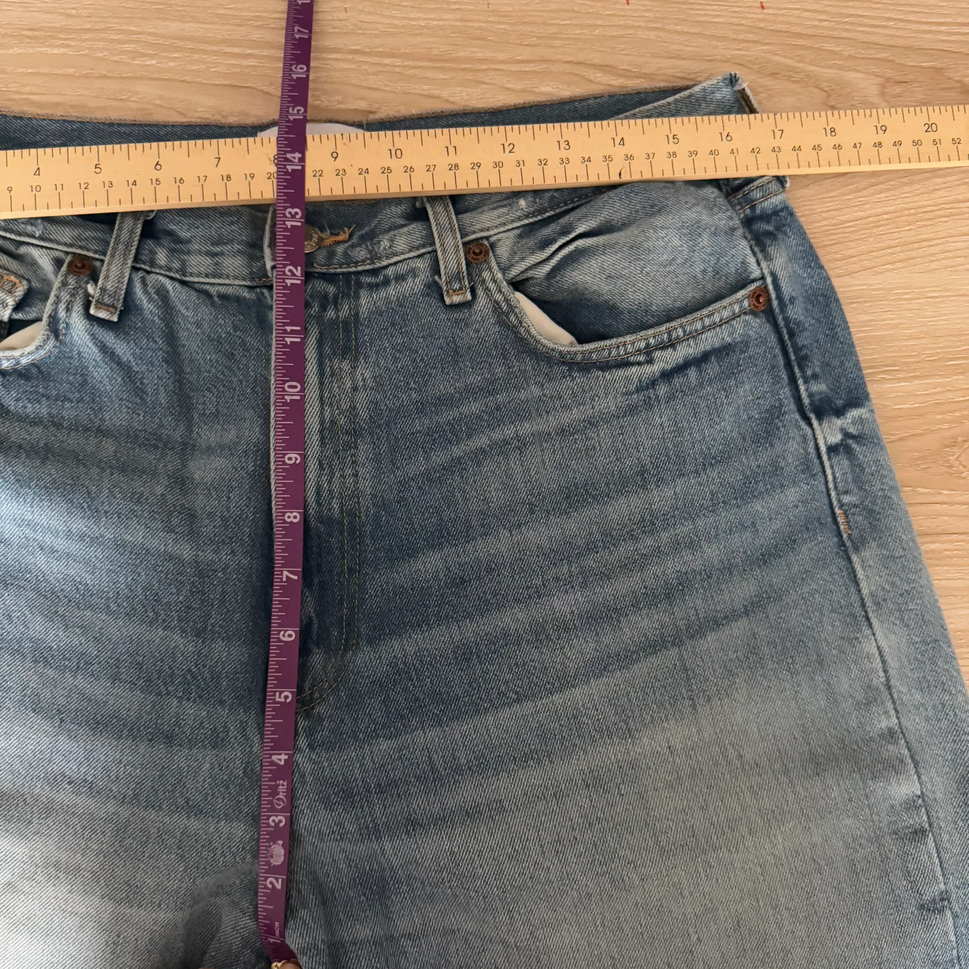 12 Straight High Waist Jeans Light Wash Cut Off Fray - Image 7