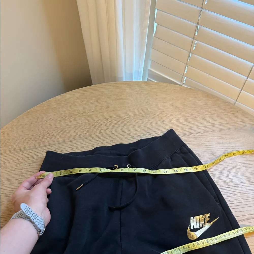 Vintage Nike Rally Joggers Pants Women's mediumBlack Red Tab  Pockets Gold Print - Image 12