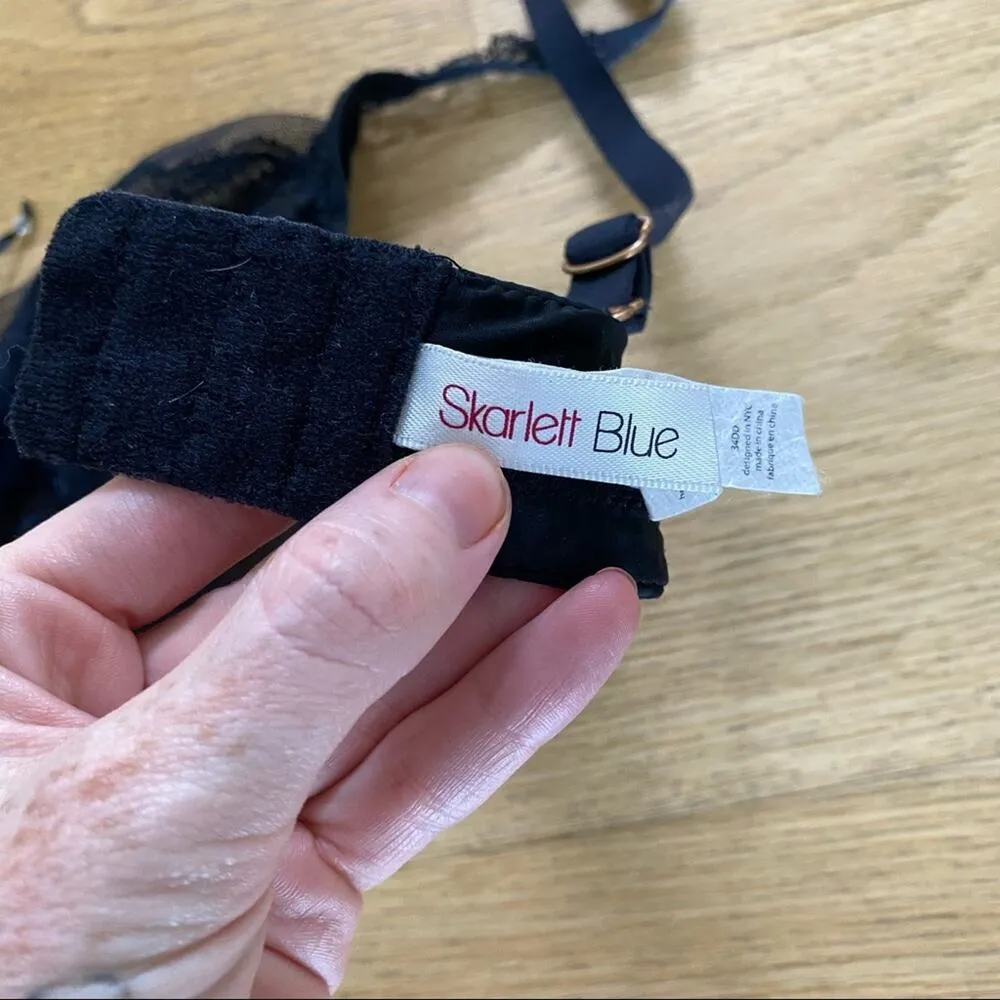 Skarlett Blue Lace Bra in Black Size undefined - Image 4