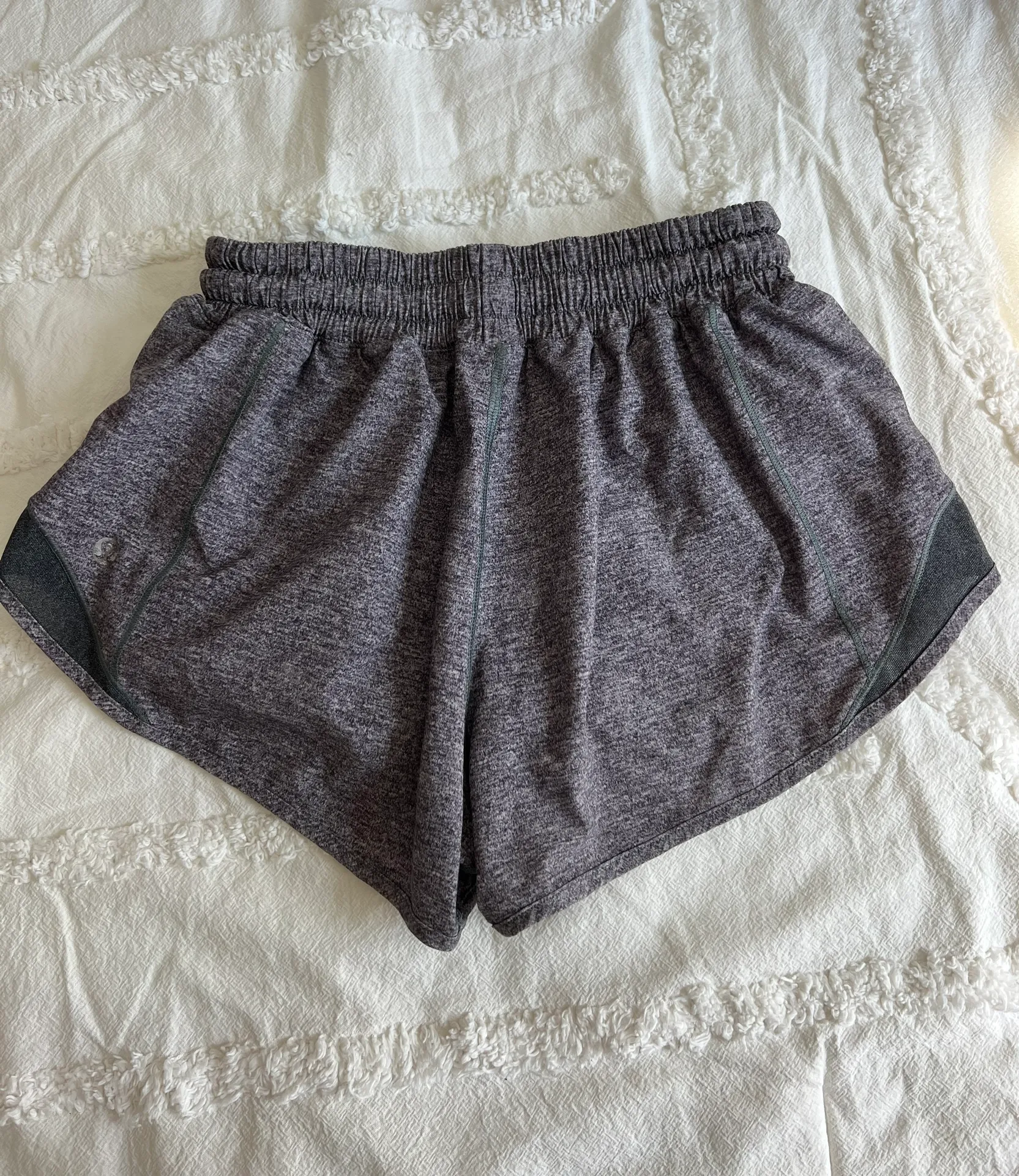 Lululemon Hotty Totty Shorts - Image 2