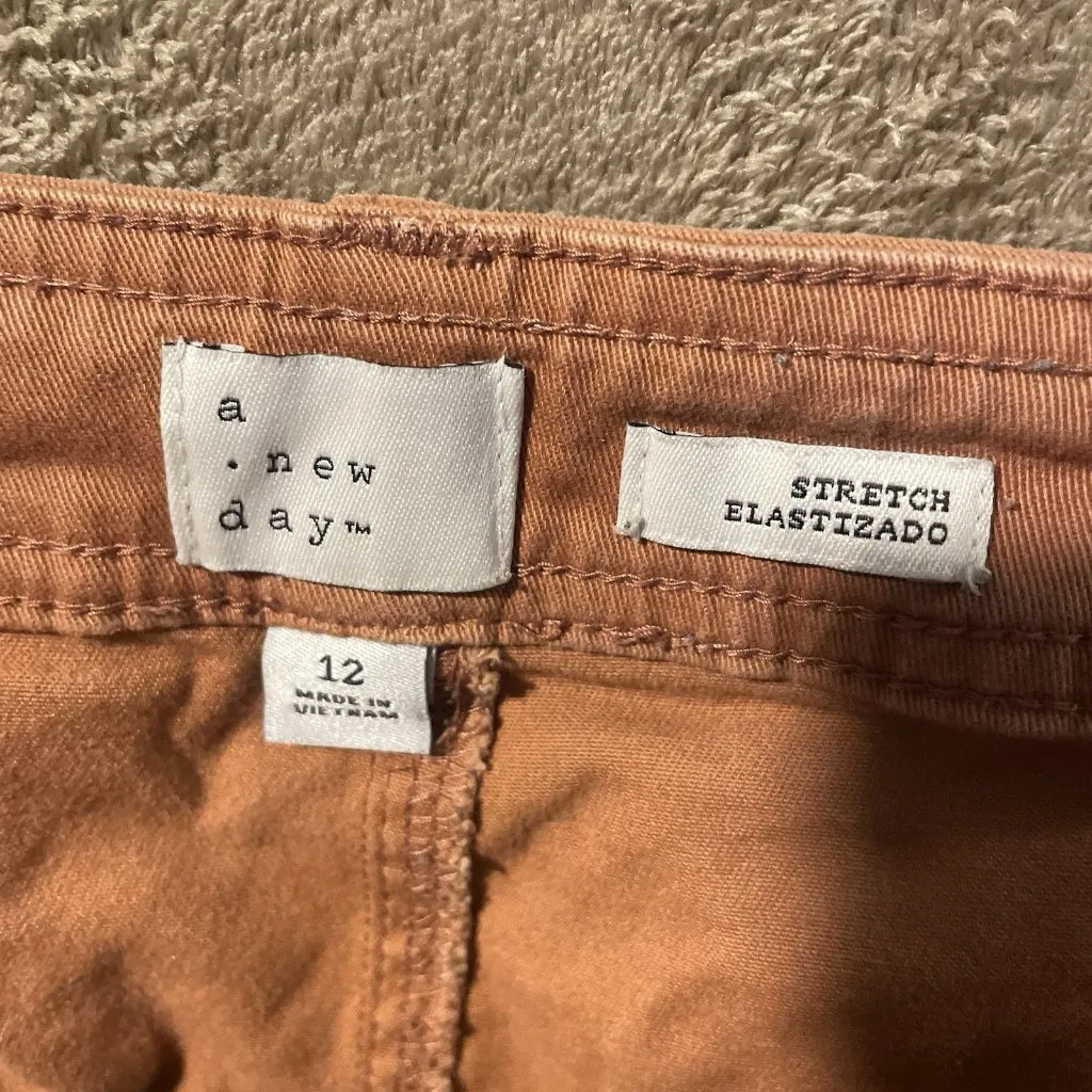 A New Day Pants Womens 12 Stretch Rust Orange Cargo High Rise Tapered Ankle - Image 2