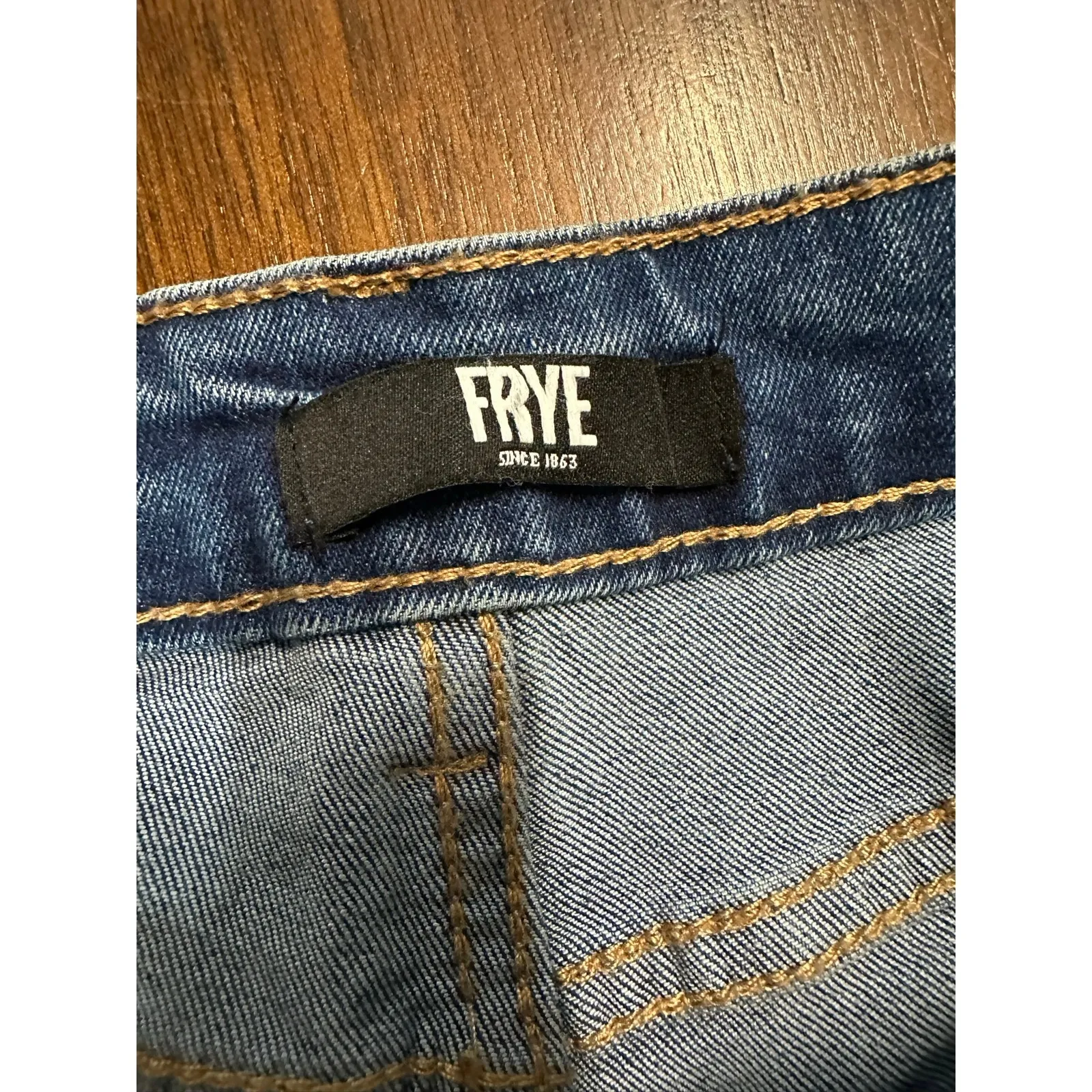 Frye Straight Leg Jeans Women 27 Classic Casual Western Preppy Fall Academia - Image 2