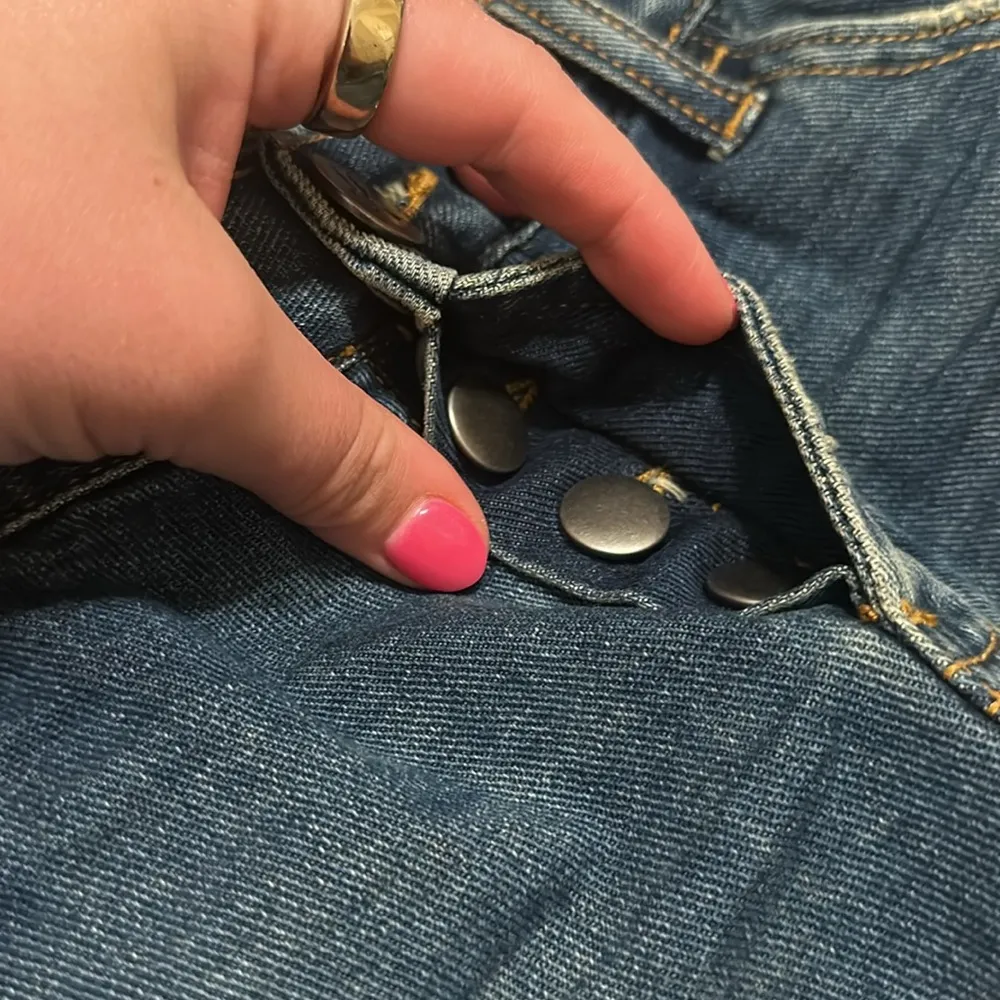 OneTeaspoon Bandits Jean Denim Shorts 27 - Image 9