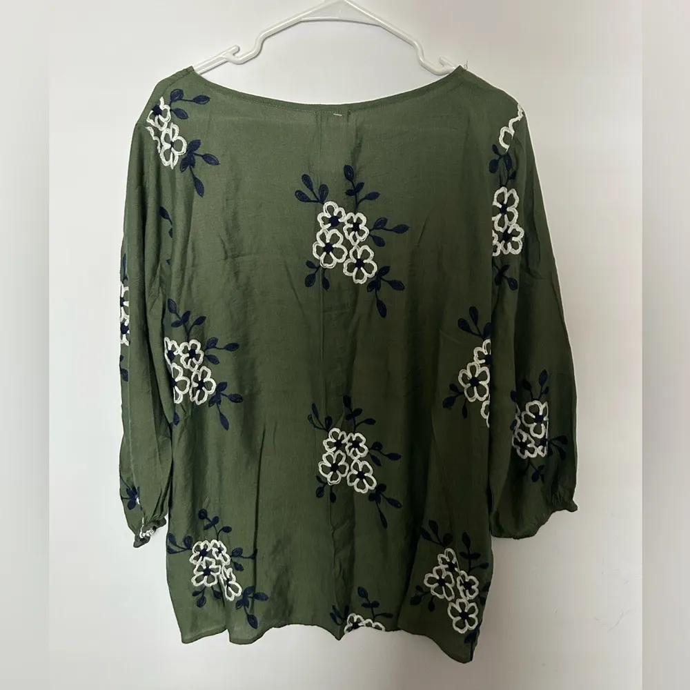 Kindred Olive Floral Embroidered Blouse 2X - Image 4