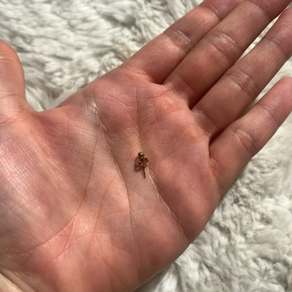 Mejuri 14k gold sphere stud (single) - Image 3