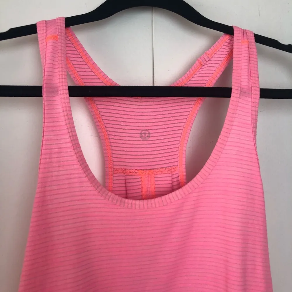 Lululemon Salute The Sun Singlet Light Flare Pink - Image 4