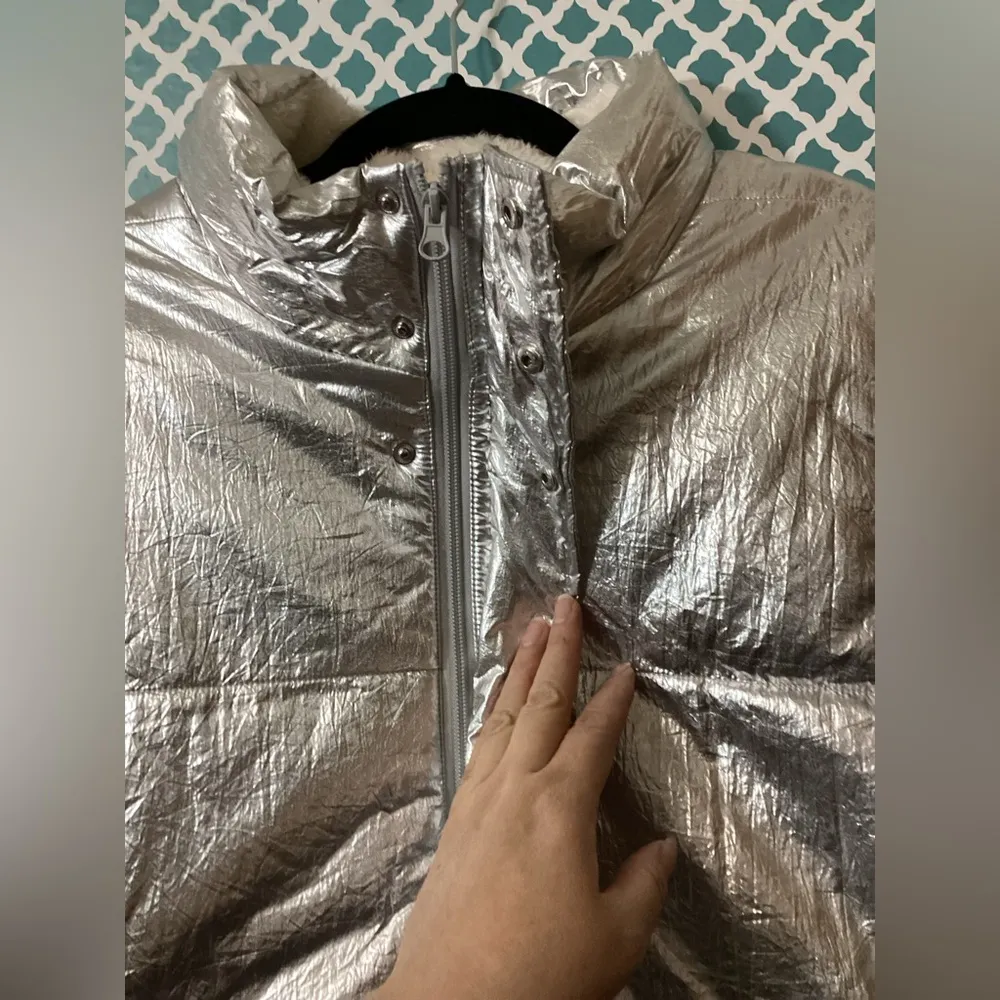 A new day women’s puffer vest NWT - Image 3