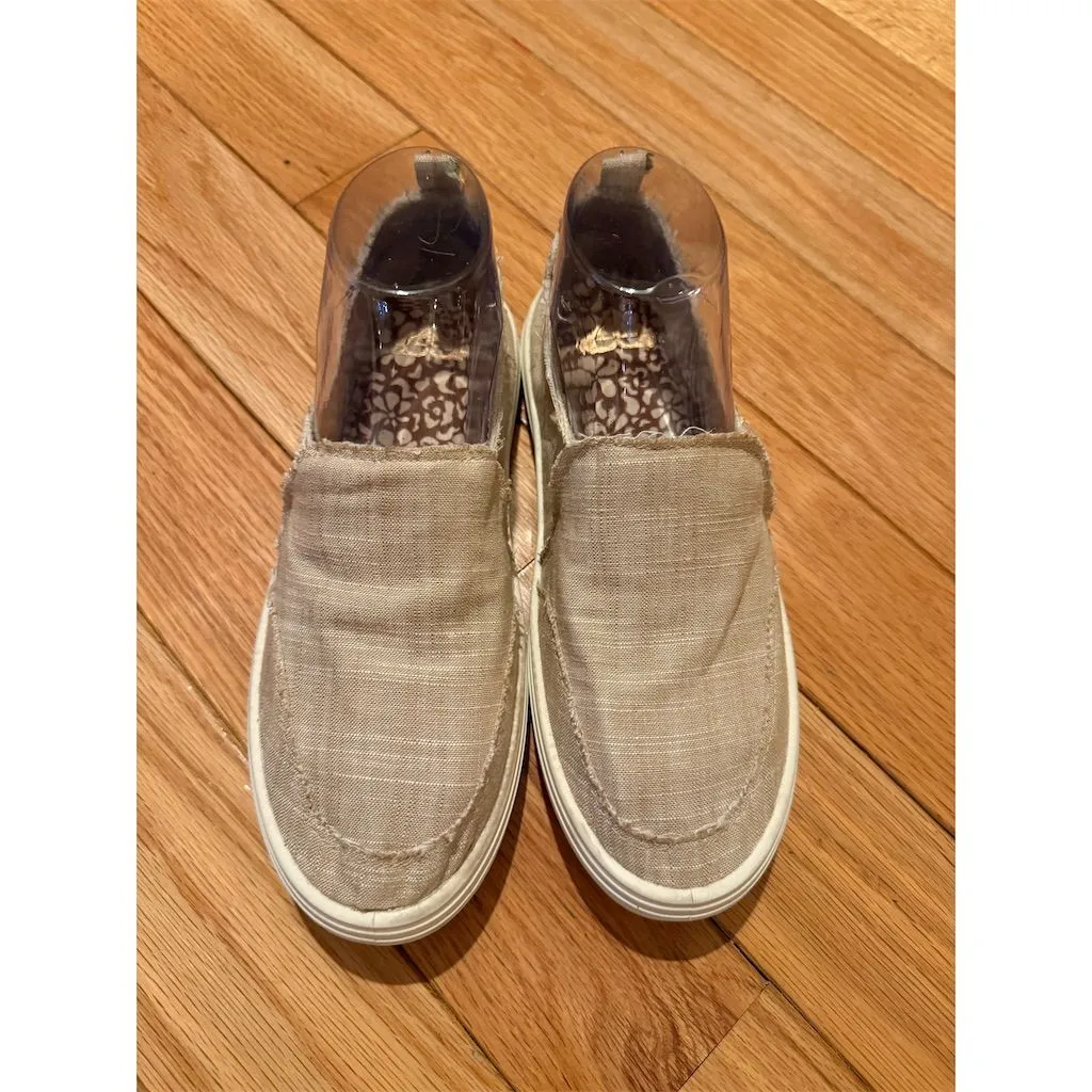 Roxy Women's Beige Slip-On Casual Shoes Size 7 US Frayed Edge Detail - Image 2