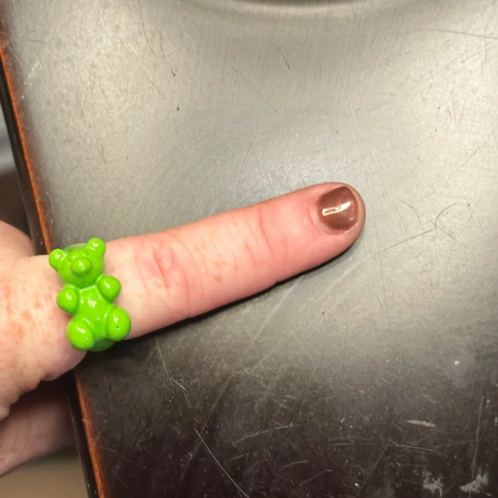 Green Metal Gummy Bear Ring Size 8 - Image 2