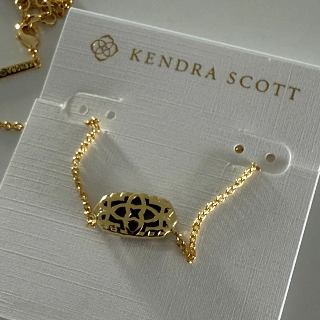 Kendra Scott Elisa Short Pendant in Gold Black Drusy New - Image 7