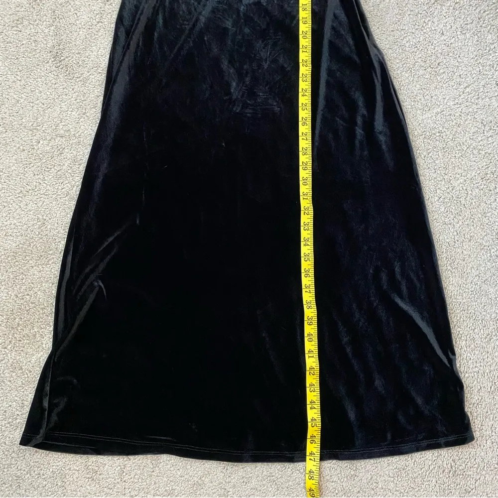 Maggy London Velvet Twist Front Midi Dress Black 4 - Image 9