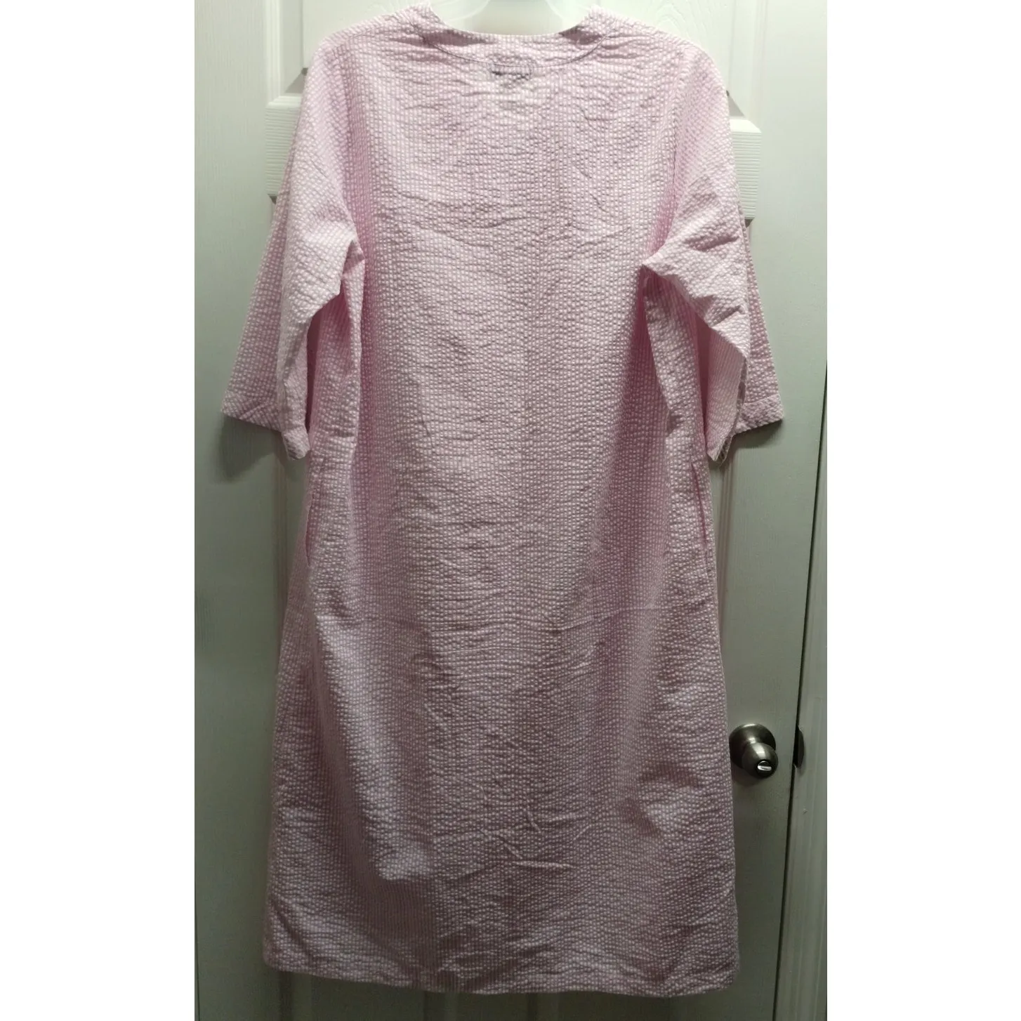 Miss Elaine NWOT Size Large Pink & White Zip Front Housecoast Granny Nightgown - Image 2
