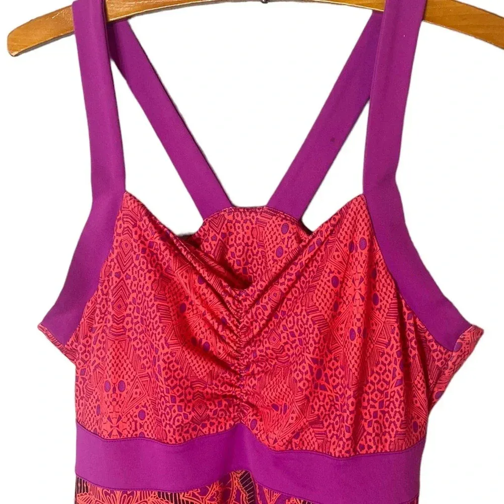 Prana Women’s Amaya Dress Size Medium in Berry Scallop - Image 3